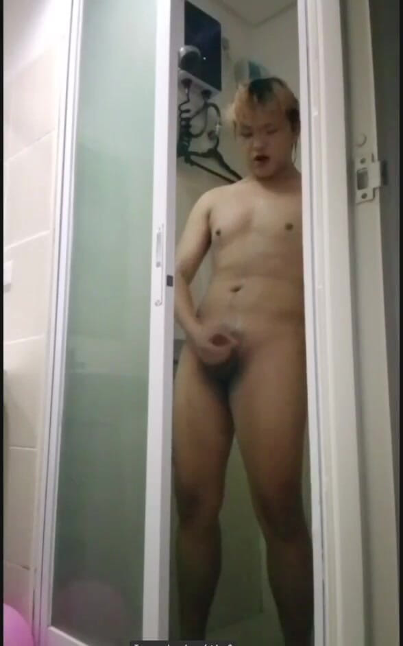 Fleshlab Gay: Asia Bi-twink Boy Takes His Own Cum After Hot Shower...