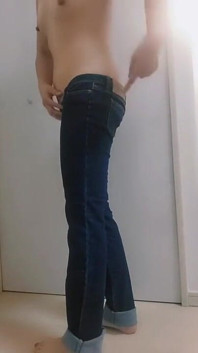 Japanische Low-rip-jeans