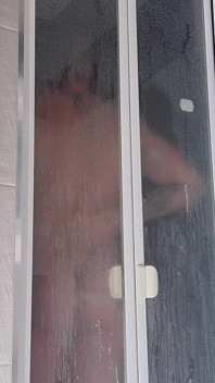 Hete douche, heet lichaam en een hete pik daarna