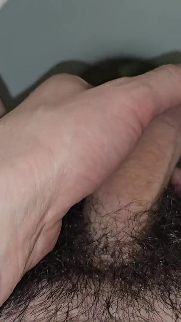 Pissing (Alpha pee king)
