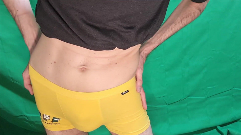 HeIsSooThin: पीले बॉयजहोर्ट्स आजमाइश करें