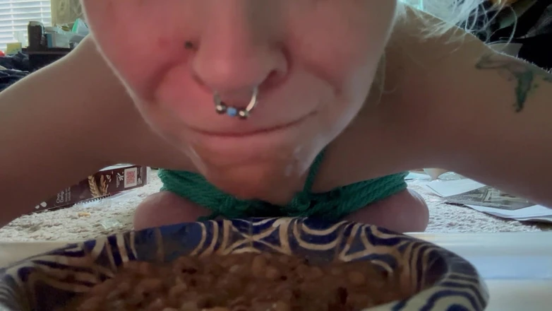 Hot potato girl: Humiliating Dinner Time