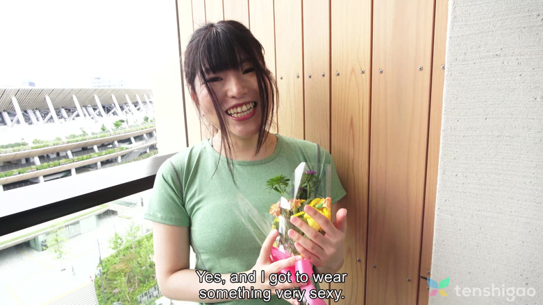 Tenshigao: Japanese Babe Kaho Hamazaki Is in Her Costume and Wanting...