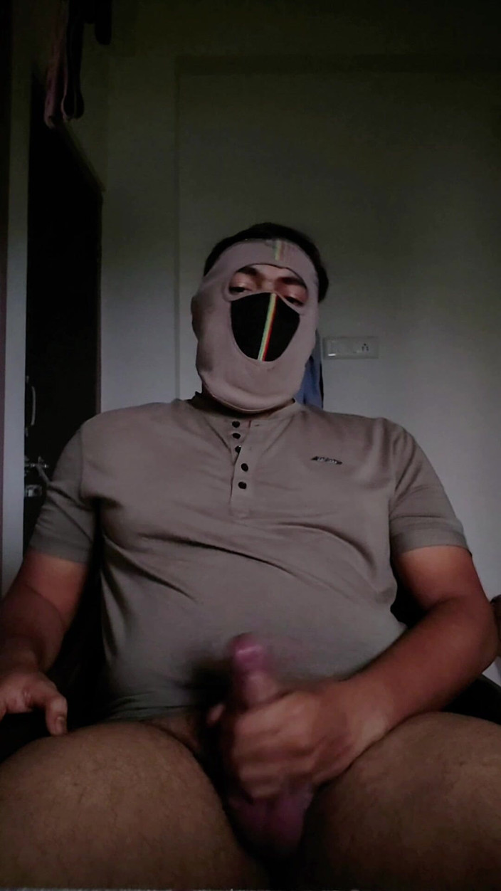 Joystoy: Горячий Индийский Паренек Играет Со Своим Большим Членом