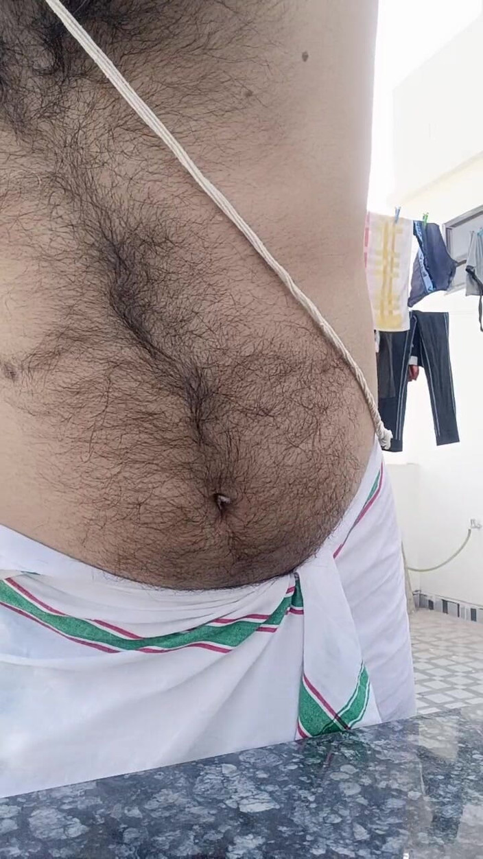 Rajasthani-old-lover: Indian Desi Boy Show Penis Neighbour Uncles and Get Ready...