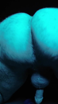 Shaking My Asshole