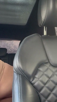 Latina Gives Coworker Quicky on Break
