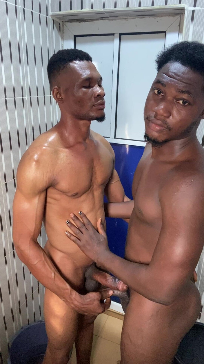 Dverse: Gicing My Homies a Drip