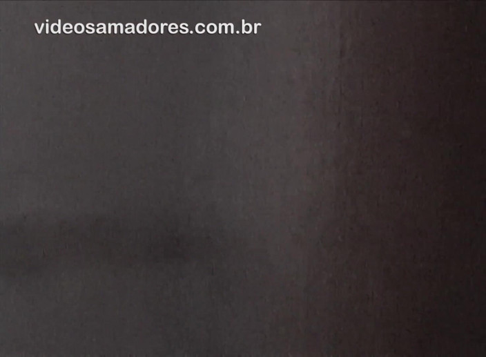 Amateurs videos: Blonde with beautiful natural curves taking a shower