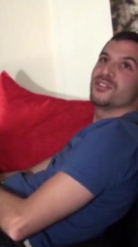 Brien scopata da Carlos un ragazzo etero sexy curioso