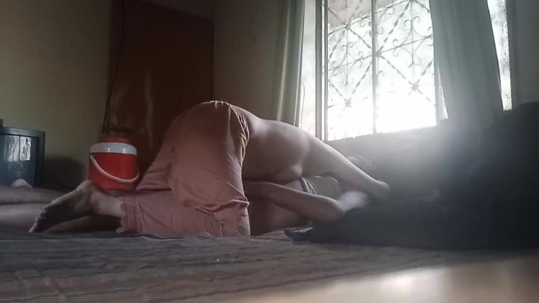 SHAKRATASNEEM: Hintli ateşli çikolata patlaması sikişiyor