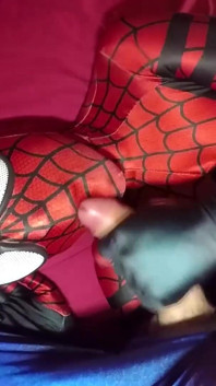Natacha Guapa è Spidergirl creampie zentai