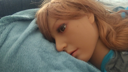 Adventuremacmax: Dostane velkou nálož spermatu přes zadek a zpět