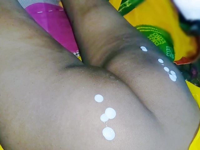 Milking Boobs. the Mistress Got Her Pussy Massaged and Then Started Sucking the Servant's Cock (Rakul 008)