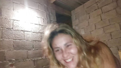 FabianUY97: Mia moglie vuole il suo latte prima di andare a...