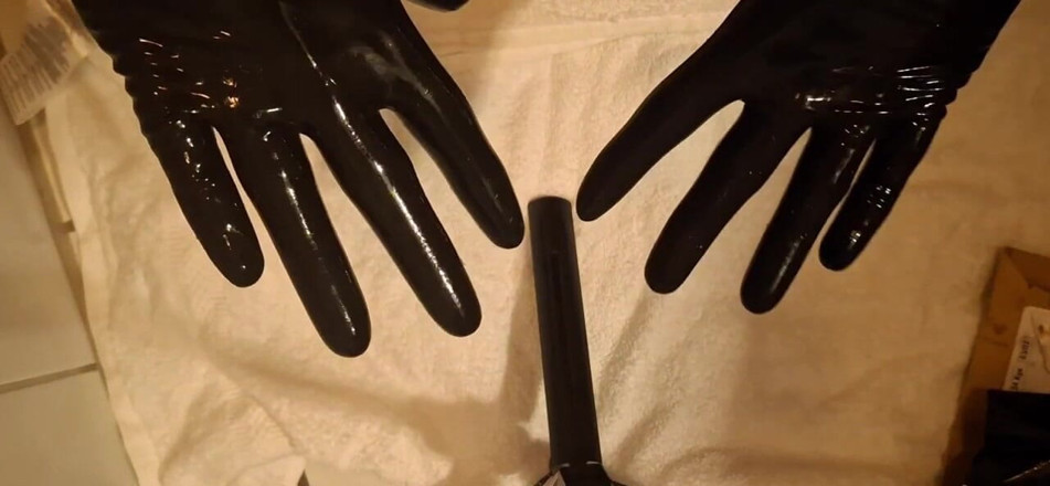Dreamofevolution: Latexové rukavice