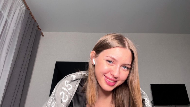 Honey Sasha: You Have to Cum Three Times. a Sexy Friend Showed...