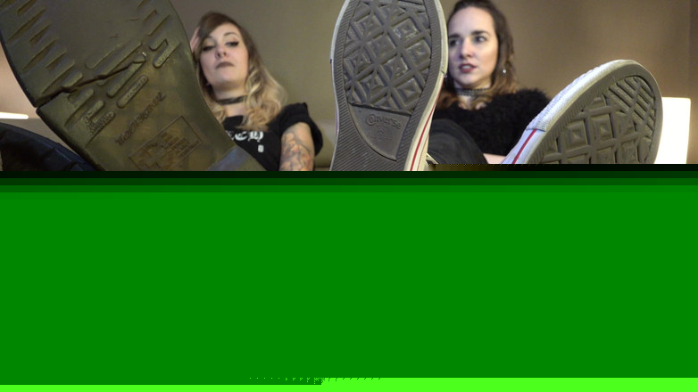 Dreamgirls Clips: Zpocené nohy Mikaila &amp; Niny - (dreamgirls v ponožkách)