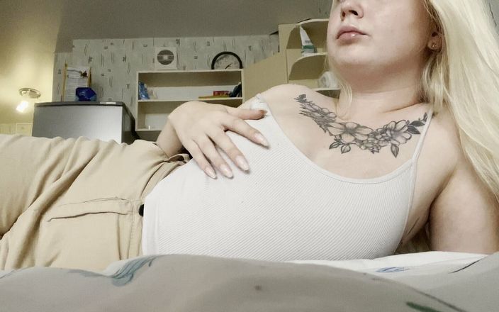Ku_vadik: Plezier hebben met mijn mollige poesje