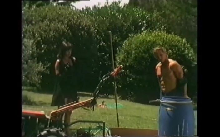 Vintage megastore: Sexy MILF with Hairy Pussy Ass Fucked Outdoors and Cumshot...