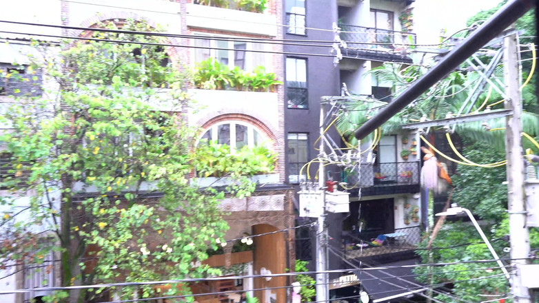 Knock Knock Club: Co se stalo na nejžhavější kolumbi-argentinské orgii roku 2025? Knock Knock...