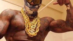 Hallelujah Johnson: Eddie Ray Ruth U.s Marine Hlazení obrovského ptáka stříkání