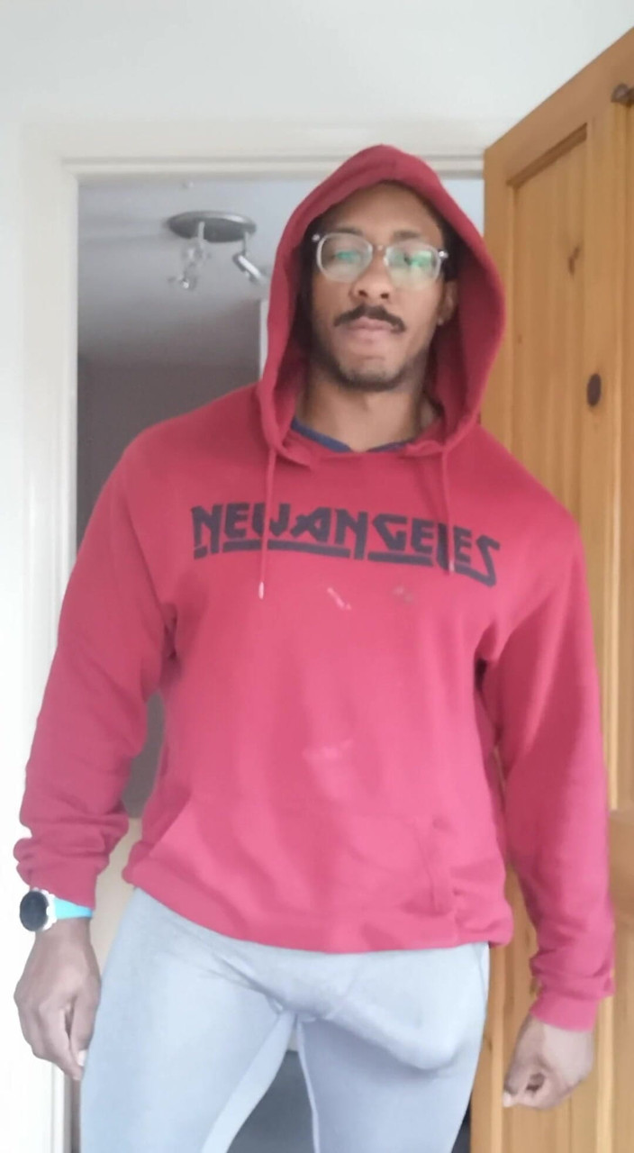 Amadeus: Nấu ăn một số thực phẩm trở lại từ phòng tập...