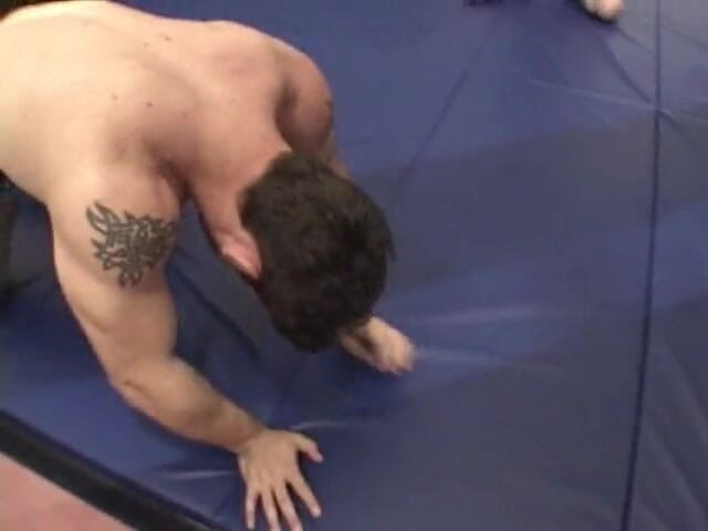 KO Entertainment: Apartment Heat Charlotte Vs. Mike