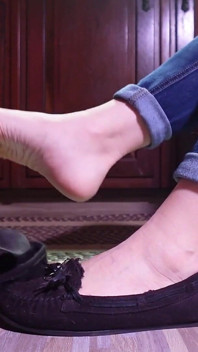 Dirty Slipper Dangle