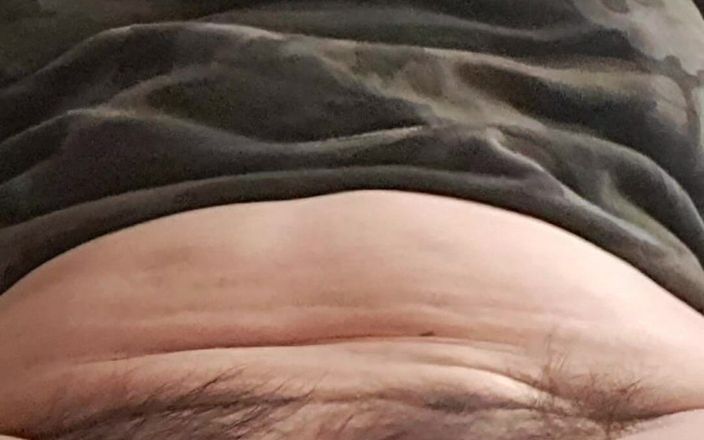 Mommy big hairy pussy: Gorąca milf chce się pieprzyć