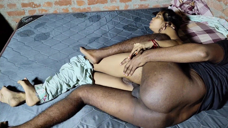 Shivanibaby: Mia moglie si eccitava di farsi scopare il culo, l'ho...