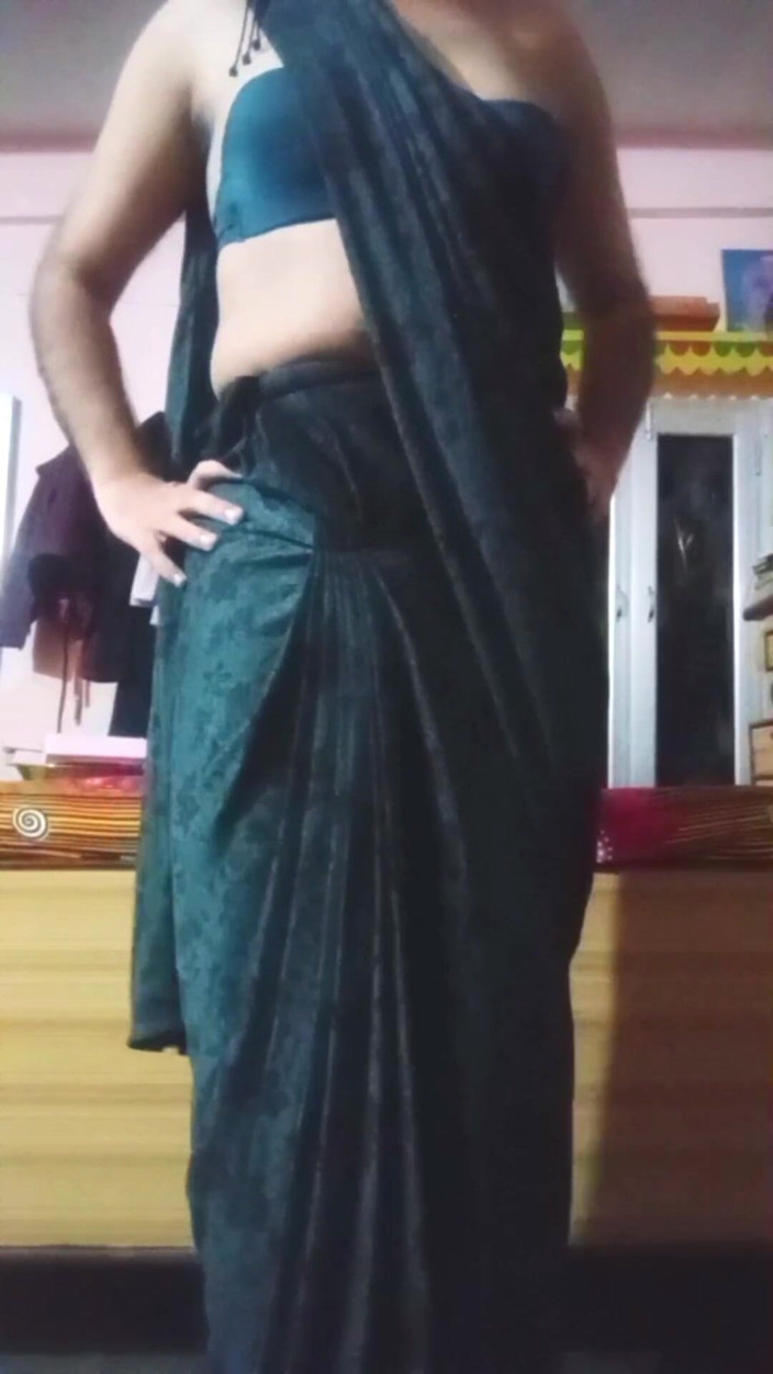 Gauri Sissy: Indian Gay Crossdresser Bottom Pressing and Playing with Her Big...