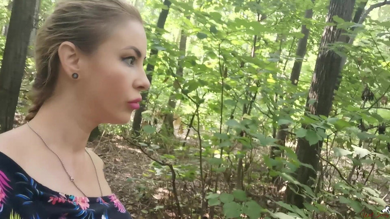 Wet Kelly: Máy bay bà già thích đi tiểu trong rừng