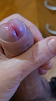 Top hombres italianos masturbándose en la oficina y una polla muy grande