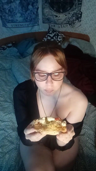 Denise Levi: Sexy zijn en pizza eten