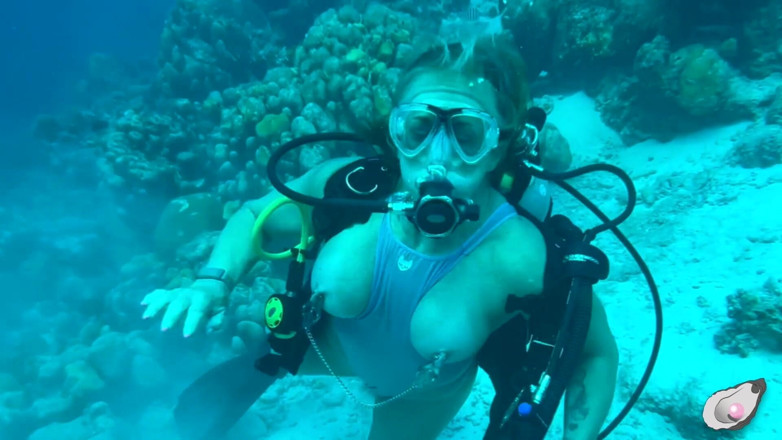 Mistress Pink Pearl: Alone Time in Bonaire