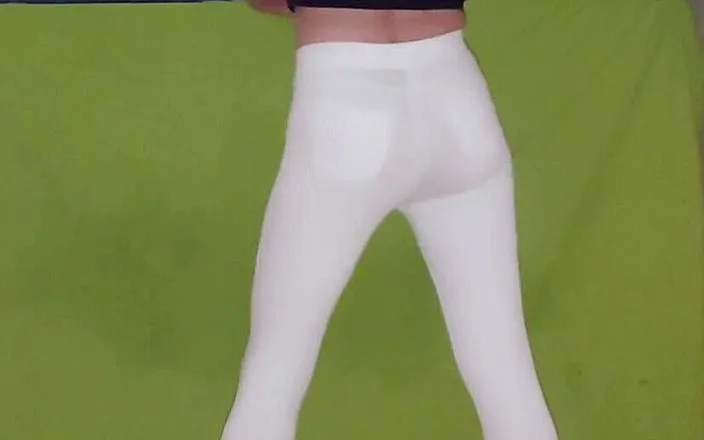 Lizzaali: White stretch pants