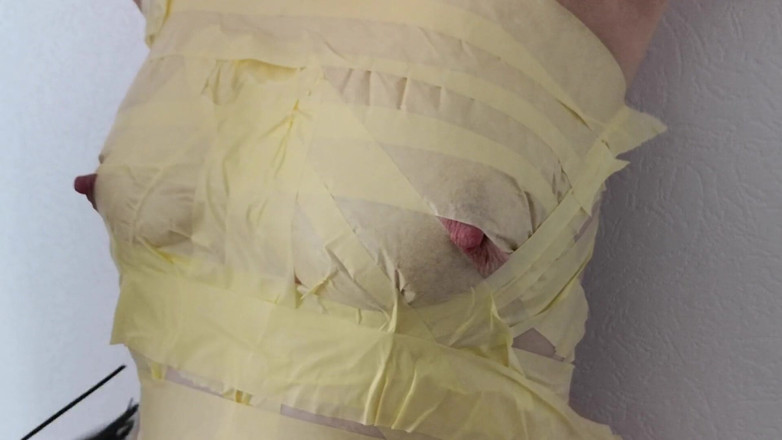 Bouncy Tits Action: Taped tits and real hard whipping
