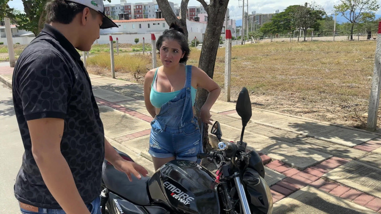 ManuelaAlvarez: Eu encontro uma garota sexy de bunda grande com sua...