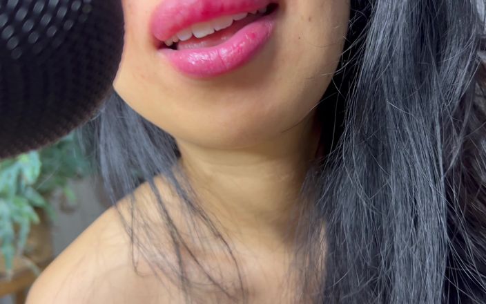 Asmr_mouth: Şehvetli yeti mic yalıyor