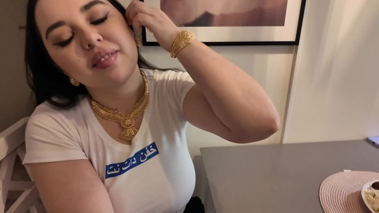 Amateur Homemade Porn: Fucking Persian Big Ass Horny Stepsister After Kebab Lunch
