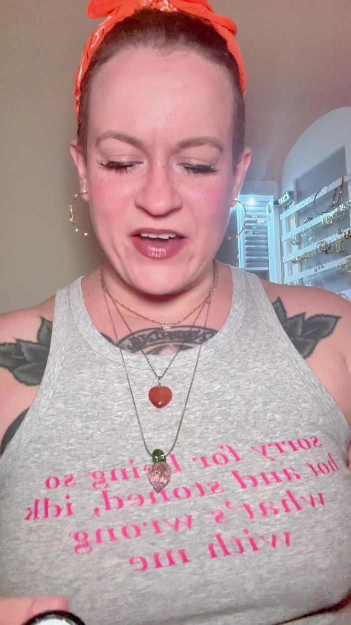 Quinn Marie: Punto di vista: la ragazza fa il tuo trucco per...