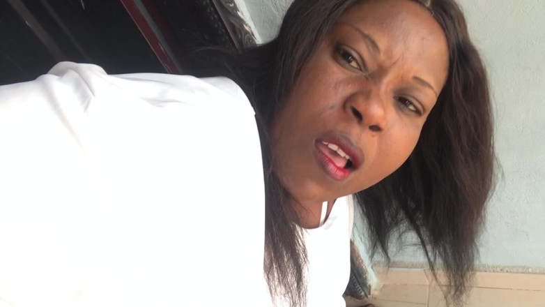 NACKME_PRODUCTION: 私は外出できません、彼がしたいのは私のお尻を食べることだけです