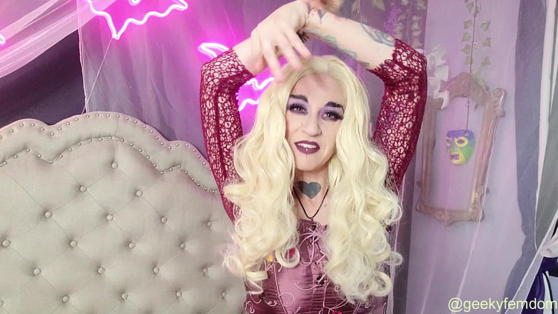 Geeky Femdom: Hocus Pocus - alboroto en Comic Con Virgins
