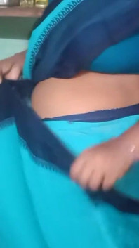 Indian Stepaunty Saree Changing Porn Video
