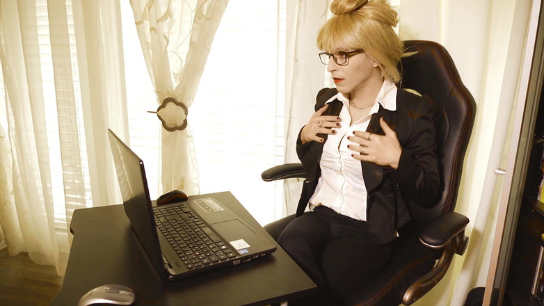 TV_Helena: Sekreter sürtük Bayan Helena - dikte yerine yüzüne kendi spermini alıyor!