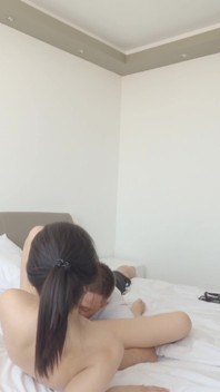 Pancut jauh ke dalam saya!! Seks romantik sengit dengan model super euro panas Alyssa Bounty - Creampie