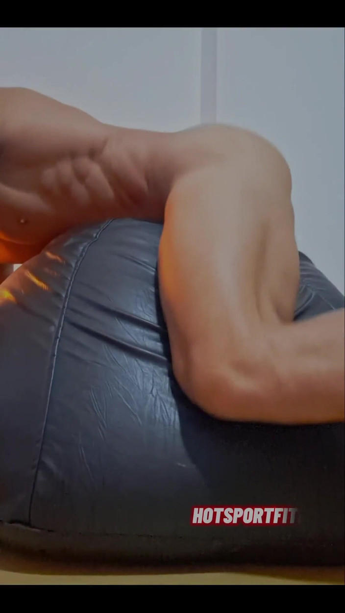 Hotsportfitboy: Dzień dobry czy chcesz być na górze lub na dole...