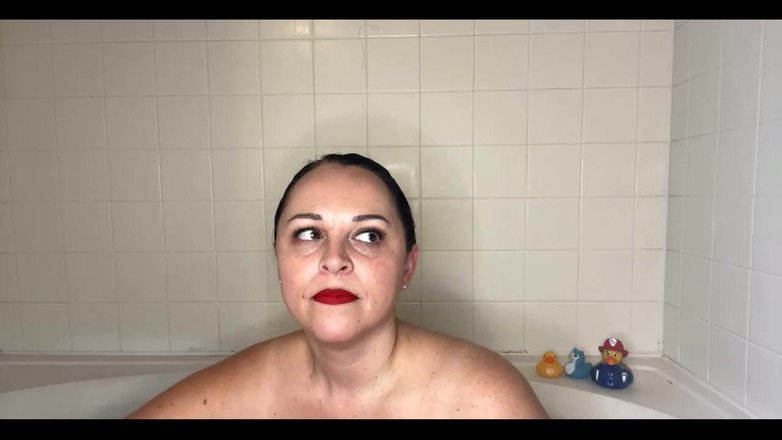 Amanda Thickk: Bak mandi