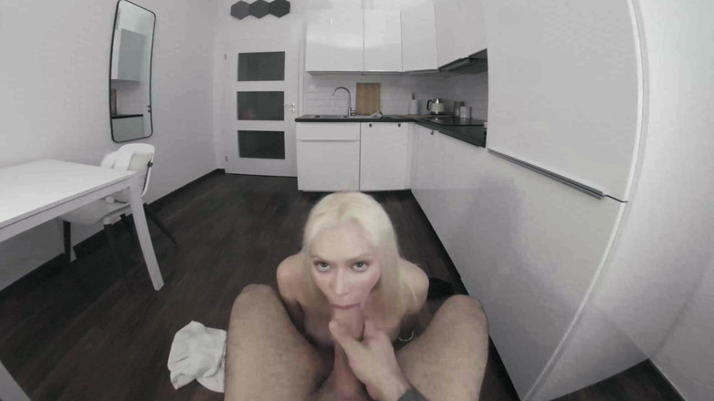 Vivian Lola: गर्म सेक्स में पीओवी सह शॉट